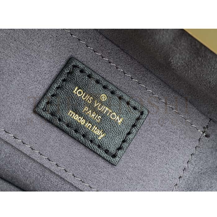 L0vis Vvtt0n LV Women Monogram Clutch Black Calfskin Leather S-Lock Master Quality