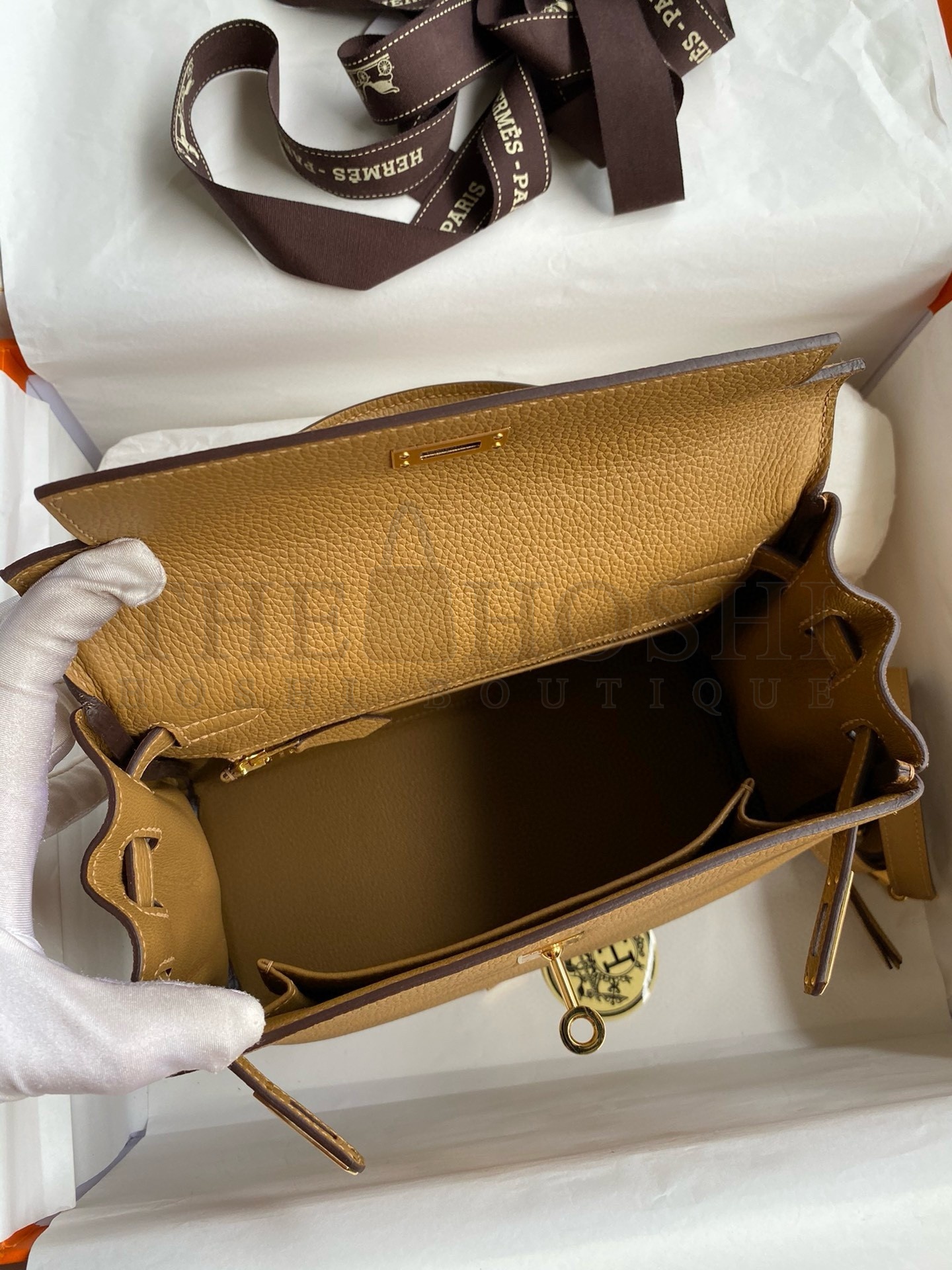 H**me5 Kelly Retourne 25 Handmade Bag In Biscuit Clemence Leather Master Quality