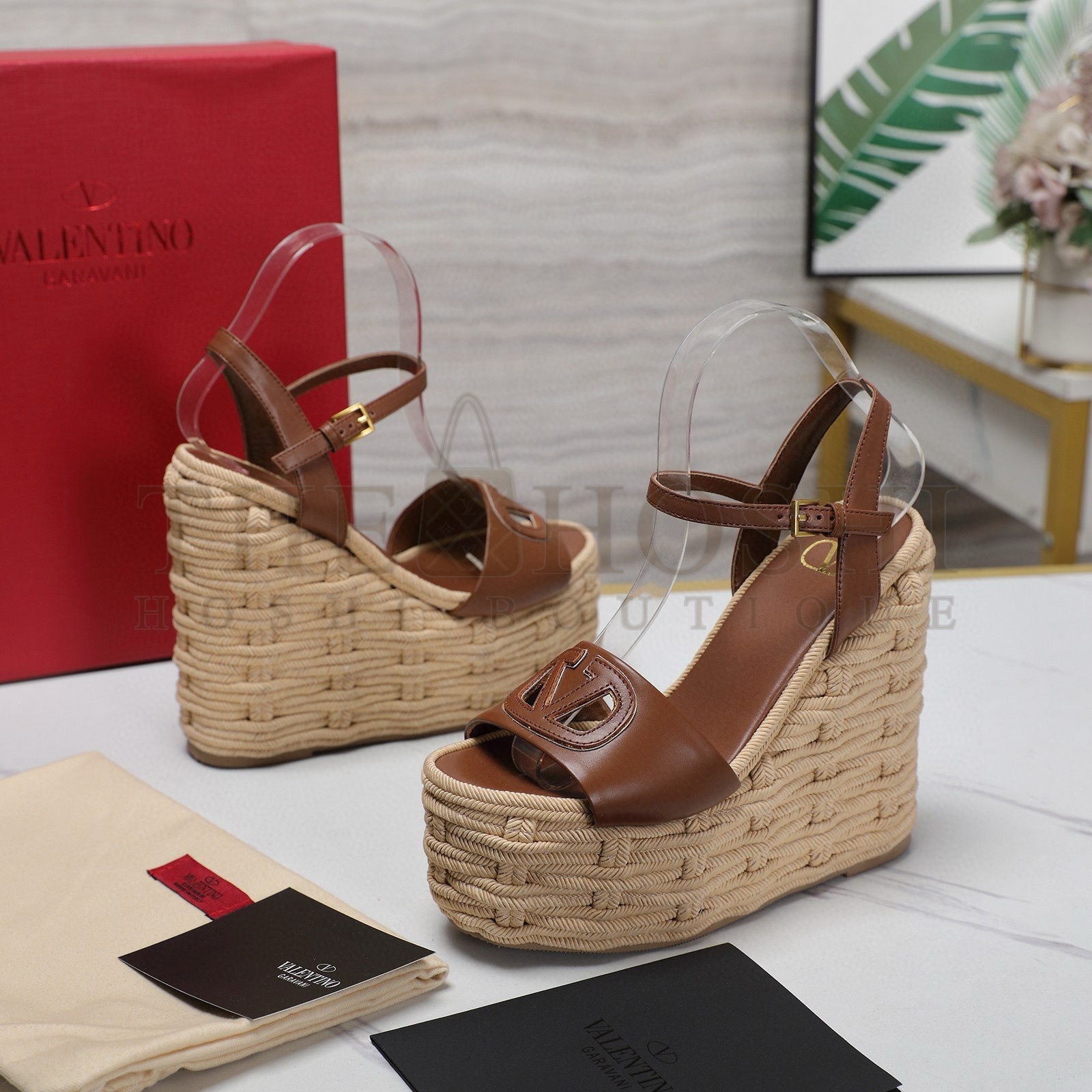 Va1e*ntin0 VLogo Cut-out Espadrille Wedge Sandals in Brown Leather Master Quality