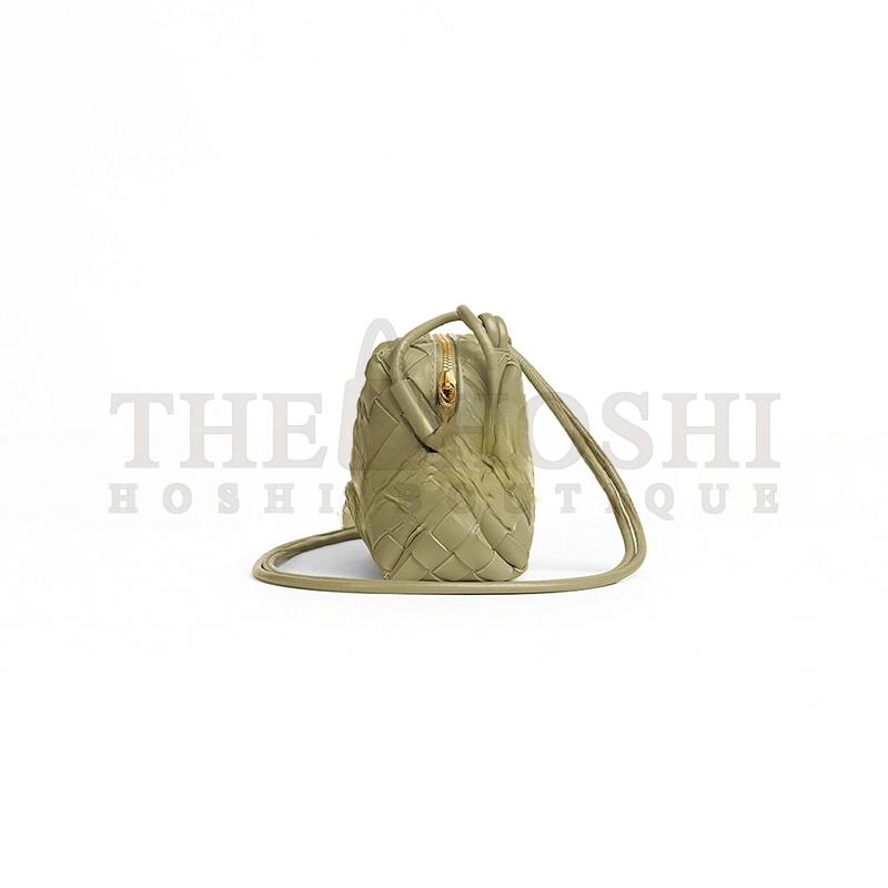 B0tt*ga Ven*ta MINI LOOP CAMERA BAG 723547V1G112916 (17*10*6cm) Master Quality