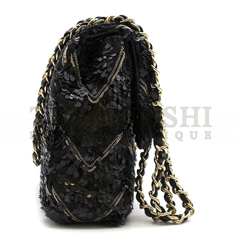 Ch**el CLASSIC FLAP BAG IN CHEVRON CHAIN & SEQUIN WITH BLACK CALFSKIN LINING AND GOLD HARDWARE (21*14*8cm) Master Quality